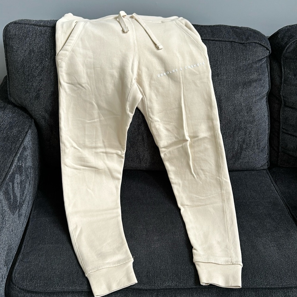 Never worn men’s sweat pants size XL
